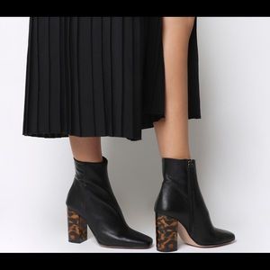 🔺SOLD🔺ALDO Block Heel Leather Bootie